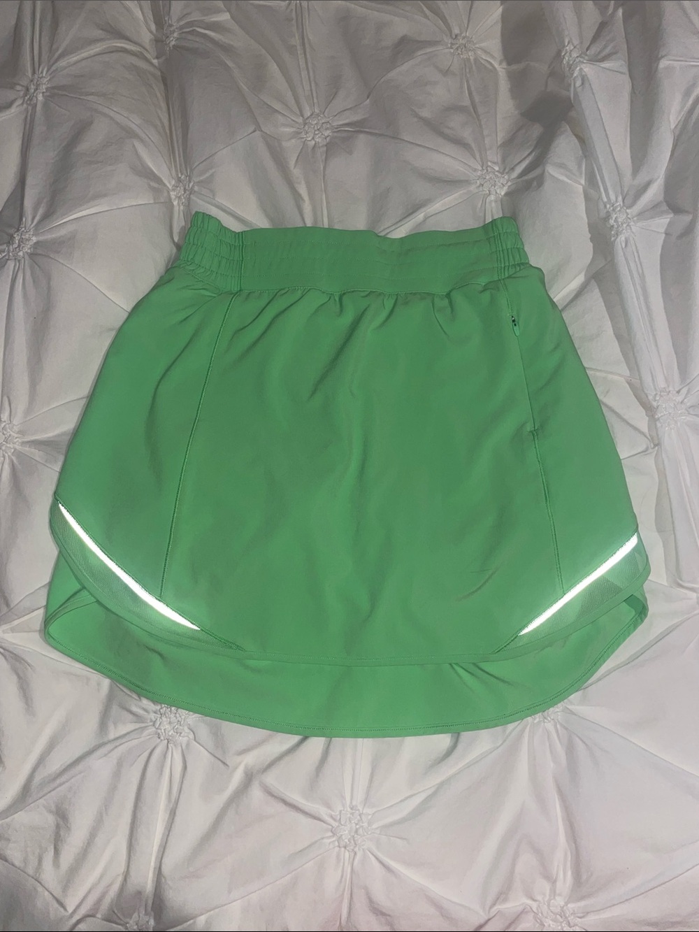 Hotty hot Lulu Skort in pistachio! 💚